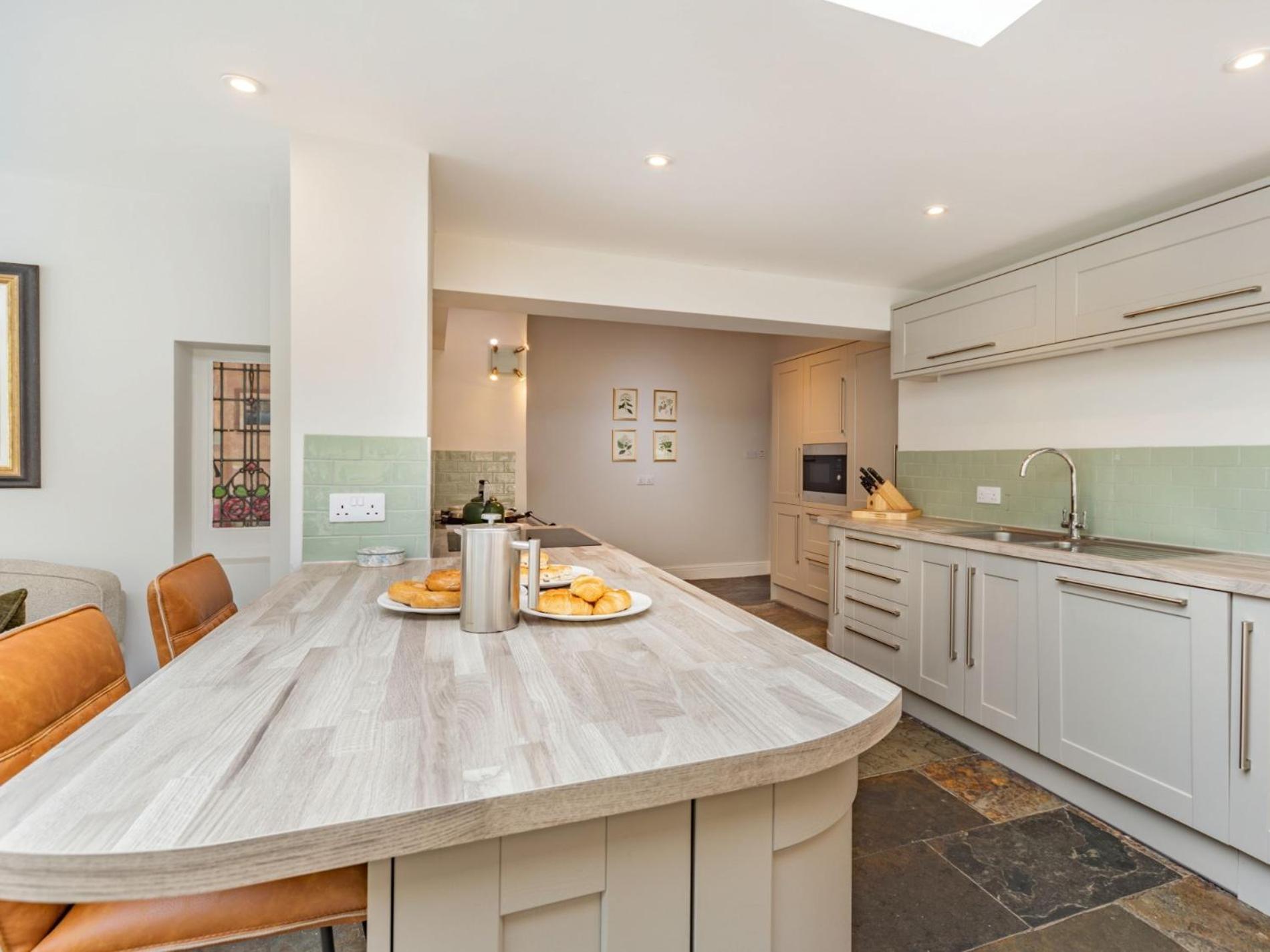 9 Bed In Keswick Sz238 Villa Exterior photo